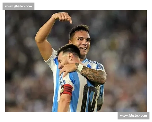 35 球追平克雷斯波!劳塔罗跻身阿根廷队史射手榜第四 35 球追平克雷斯波!劳塔罗跻身阿根廷队史射手榜第四